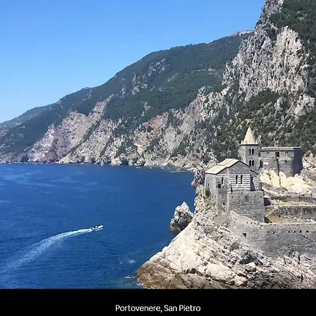 Casa Amelia Le Grazie (Liguria)