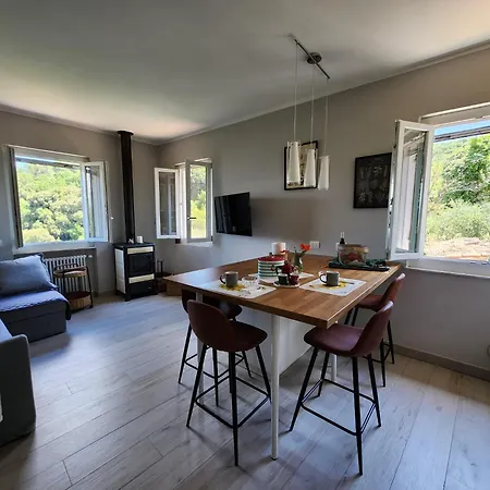 Casa Amelia Apartamento Le Grazie (Liguria)